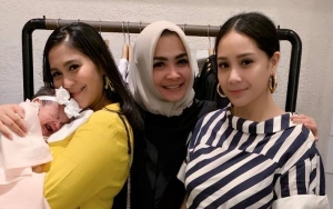 Rieta Amilia Pamer Foto Bareng Nagita Slavina-Marsha Tengker, Netter: Kayak Kembar Tiga