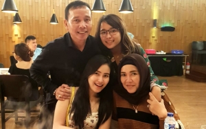 Ibu Ayu Ting Ting Suapi Sang Anak, Netter Nyinyir Umi Khalsum Haus Pujian