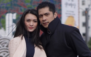 Foto Ala Poster Drama Korea, Donita dan Adi Nugroho Dikomplain Netter Karena Kebalik