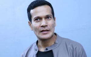 19 Tahun Menikah Dan Belum Punya Momongan, Begini Cara Adam Jordan Tetap Romantis Dengan Istri