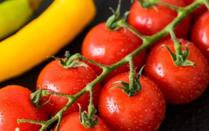 Konsumsi Tomat Setiap Hari untuk Membakar Lemak Tubuh
