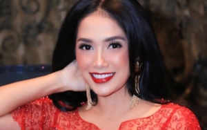 Tak Hanya Kedua Putrinya, Ussy Sulistiawaty Juga Pernah Jadi Korban Bullying