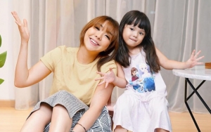 Dituding 'Cerai Tapi Bahagia Bareng Cowok Lain', Gisella Anastasia Tanggapi Komentar Miring Netter
