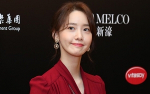 Penampilan Seksi Yoona di Red Carpet IFFAM Macau Curi Perhatian