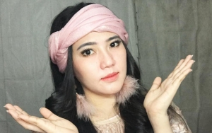 Cuek Diduga Terlibat Kasus Kosmetik Ilegal, Intip 6 Potret Bahagia Via Vallen Jalani Ibadah Umrah