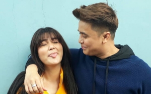 Akun Lawas Beber Bukti Mesra Kriss Hatta dengan Hilda Vitria, Billy Syahputra Cuek