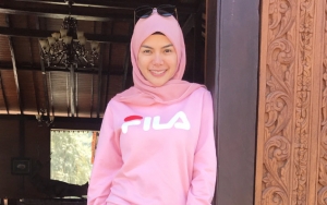 Nikita Mirzani Pede Pamer Tas Seharga Rumah Rp 1 Miliar, Warganet Curiga Cuma Nyewa