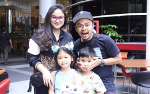 Sering Dikritik Sang Buah Hati, Wendi Cagur Ngaku Punya 'Polisi' Pribadi