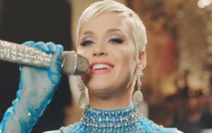Berubah Jadi Karakter Game, Cantiknya Katy Perry di MV 'Immortal Flame'