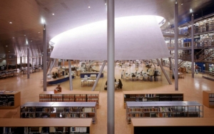 Perpustakaan Universitas Teknologi Delft di Belanda