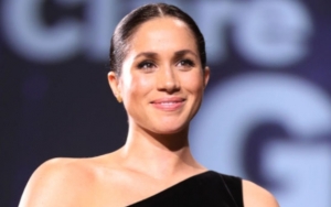 Meghan Markle Tuai Kritik Gara-Gara Selalu Elus Perut Hamilnya