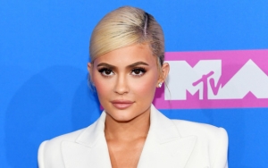 Super Mewah, Kylie Jenner Dapat Hadiah Natal Seharga Rp 4,6 Miliar dari Travis Scott