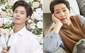 Bawa Tulisan Tangan, Park Bo Gum dan Song Joong Ki cs Kompak Ucap Selamat Natal