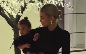 Kylie Jenner Berikan Mobil Mewah untuk Hadiah Natal Sang Putri