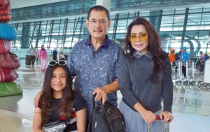 Kompak Pakai Baju Sama dengan Anak dan Sang Suami, Mayangsari Bagikan Foto 'Ngeri' Liburan