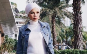 Pamer Rambut Hitam Sebahu di Foto 'Terbaru', Nikita Mirzani Mantap Lepas Hijab?