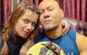 Dapat Kejutan Ulang Tahun Dari Calon Istri, Ekspresi Sok Cool Deddy Corbuzier Jadi Sorotan