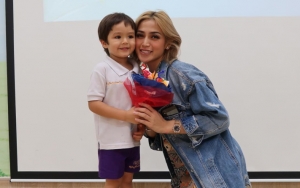 Jaket Kuning dan Salju, Penampilan El Buah Hati Jessica Iskandar Ini Sukses Bikin Netter Gemas