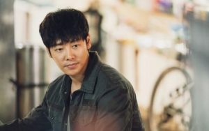 Yoon Hwa Pyung (Kim Dong Wook) - 