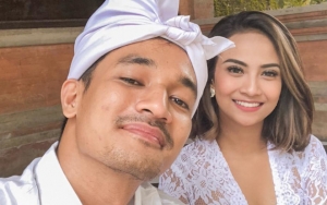 Pamer Foto Berendam Bareng Kekasih Baru di Hot Tub, Vanessa Angel Pilih Kunci Kolom Komentar