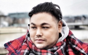 Resmi Masuki Usia 37 Tahun, Ivan Gunawan Rayakan Pesta Ultah Bareng Sahabat