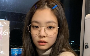 Pakai Barang Couple dengan Kai, Jennie Juga Berikan 'Kode' Pacaran Lewat Postingan Ini?
