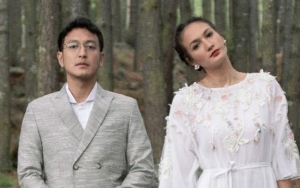 Rayakan Tahun Baru, Nadine Chandrawinata dan Dimas Anggara Malah Dikira Anak Sekolahan