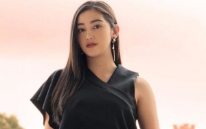 Ammar Zoni Peluk Mesra Irish Bella Sambil Hujan-Hujanan,  Reaksi Ranty Maria: 2019 More Tears