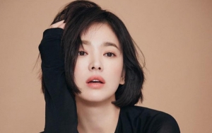 Pamer Foto Pemotretan Terbaru, Kecantikan Song Hye Kyo Dipuji Selevel Dewi 