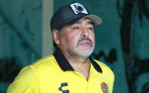 Alami Pendarahan di Lambung, Legenda Sepak Bola Diego Maradona Dilarikan ke Rumah Sakit