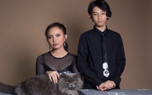 Rossa Pamer Foto Keluarga Bareng Sang Putra, Warganet Malah Pertanyakan Keberadaan Afgan 