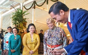 Hadir di Pernikahan Putra Sulung Paku Alam X, Begini Penampilan dan Pesan Khusus Presiden Jokowi