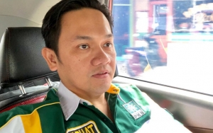 Ikut Komentari Kasus Vanessa Angel Terjerat Prostitusi Online, Farhat Abbas Ramai Dicibir Warganet