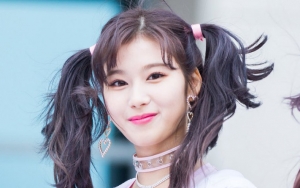 GDA 2019: Disebut Kurang Cocok, Gaya Rambut di Red Carpet Bikin Sana Twice Tak Secantik Biasanya?