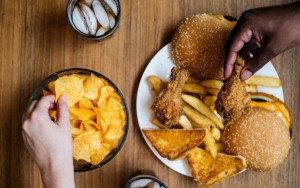 Makanan Cepat Saji Tidak Baik untuk Kesehatan