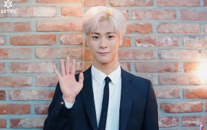 Cover Lagu '24 hours' Sunmi, Penampilan Moonbin Astro Dipuji Lambang Keseksian