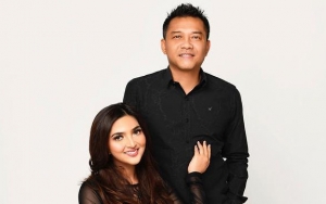 Boyong 40 Orang, Ashanty dan Anang Hermansyah Pulang Liburan Naik Pesawat Ekonomi