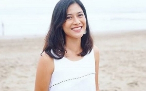 Unggah Foto Bapak, Dian Sastro Banjir Pujian Netter