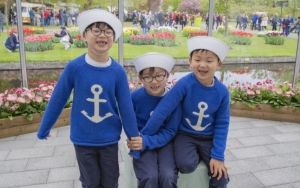 Makin Ganteng, Lucunya Gaya Rambut Song Triplet di Foto Terbaru Bikin Netter Gemas 