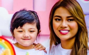 Arsy Berani Bentak Aurel, Imutnya Gaya Merajuk Tak Boleh Tidur Bareng Ashanty