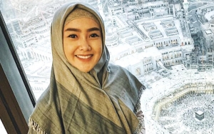 Diprotes Gara-Gara Lepas Hijab Pasca Pulang Umrah, Cita Citata Beri Klarifikasi