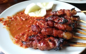Sate Plecing yang Pedasnya Mantul