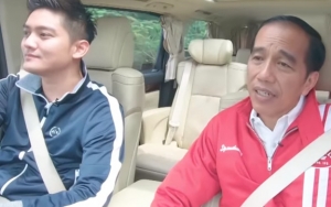 'Nebeng' di Mobil Boy William, Segini Harga Jaket Presiden Jokowi