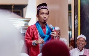 Sang Istri Disebut Sosok Luar Biasa, Ini Ucapan Ustaz Maulana untuk Almarhumah