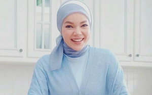  Pernah Dikira Operasi Plastik, Dewi Sandra Blak-blakan Soal Rahasia Wajah Cantiknya