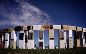 Fridgehenge di New Mexico Terbuat dari Susunan Kulkas