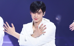 Dulu Gembul dan Berkulit Gelap, Cha Eunwoo Tak Sadar Dirinya Tampan