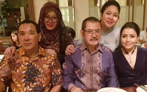 Mayangsari Pamer Belahan Dada 'Ngintip' Saat Dinner Ultah Keluarga Cendana, Body Kurus Dipuji Artis