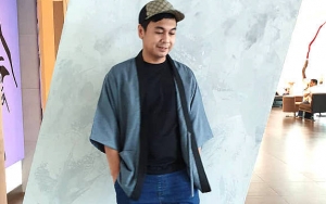  'Ditangkap' Satpam Gara-gara Kepergok Mencuri, Tinggi Badan Raditya Dika Jadi Sorotan