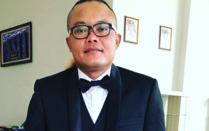 Sule Makin Mesra Dengan Naomi Zaskia, Gaya Ala ABG Ditemani 3 Dokter Cantik Curi Perhatian